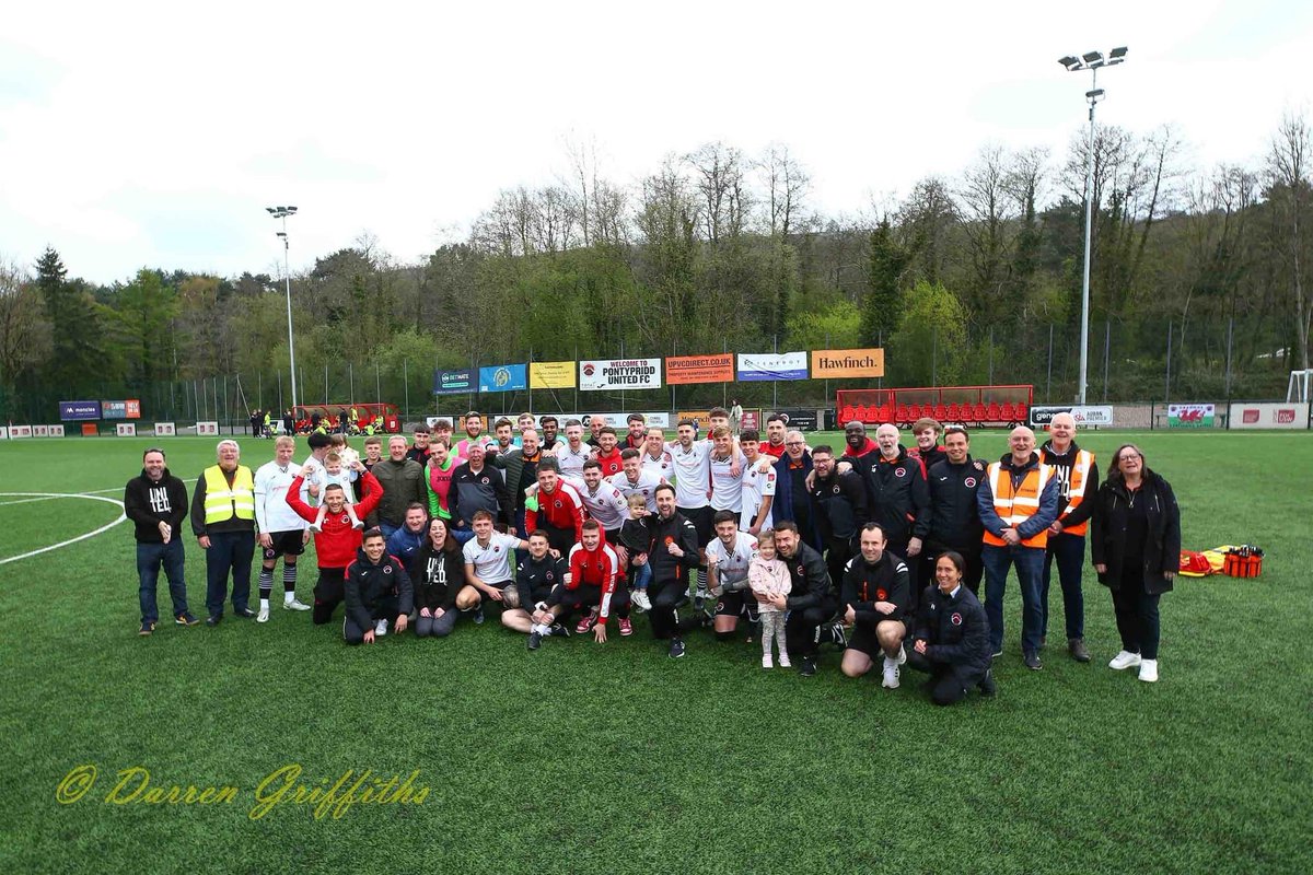 Tom Davies (@tomdaviess_) on Twitter photo Thank you to everyone at <a href="/PontyUnitedM/">Pontypridd United Men</a> for the second half of the season. I’m delighted we were successful in achieving our goals only losing 1 game in 10 to retain Cymru Premier status.
I wish the players, staff and everyone else at the club the very best in the future 🐉 ❤️ Thank you to everyone at <a href="/PontyUnitedM/">Pontypridd United Men</a> for the second half of the season. I’m delighted we were successful in achieving our goals only losing 1 game in 10 to retain Cymru Premier status.
I wish the players, staff and everyone else at the club the very best in the future 🐉 ❤️