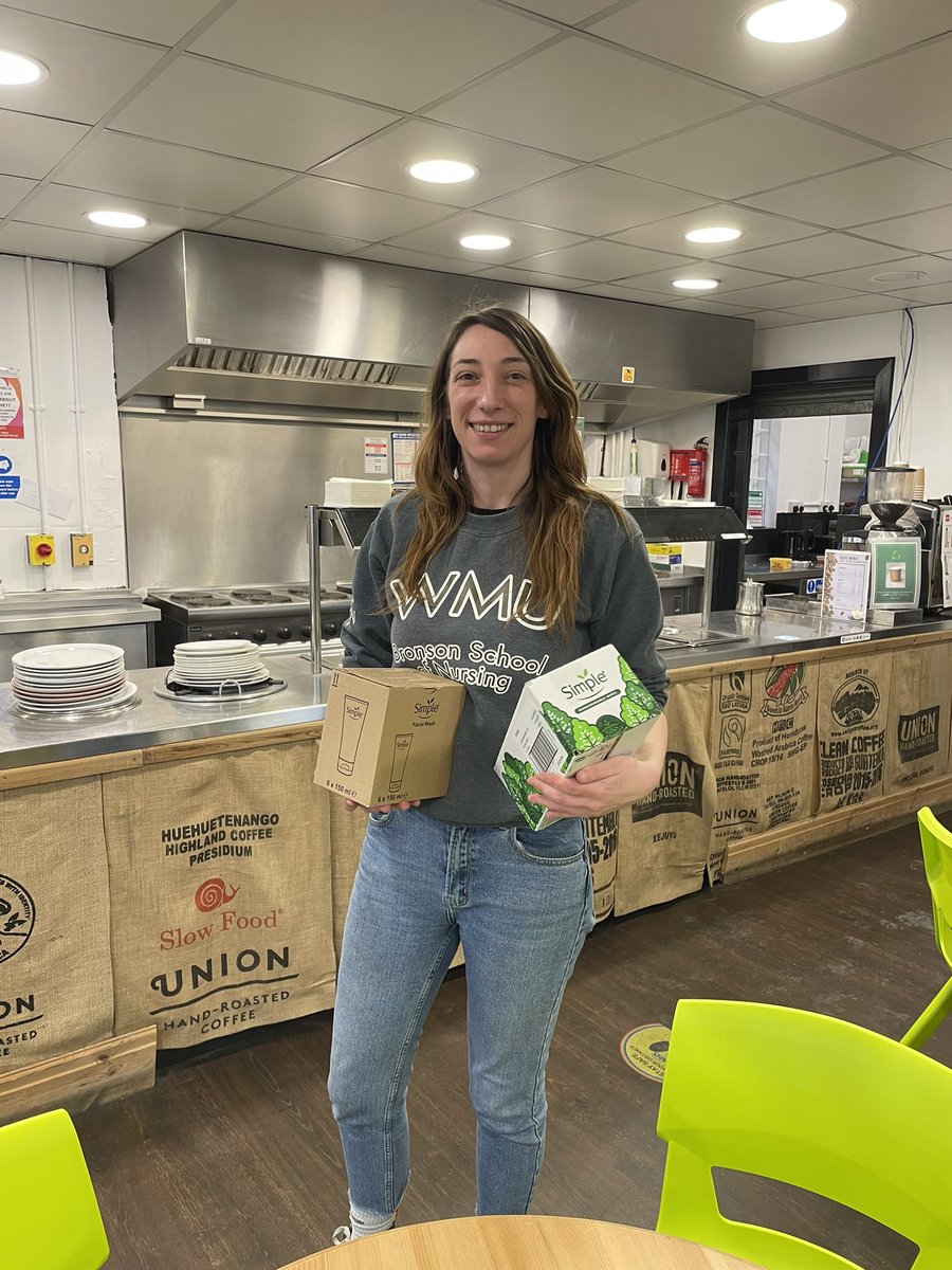 dominicbellvcse's tweet photo. Wonderful afternoon delivering simple products to local VCSE organisations to utilise as part of their community pantries #socialadventures #stclementschurch #more4less https://t.co/g32oHyezqZ