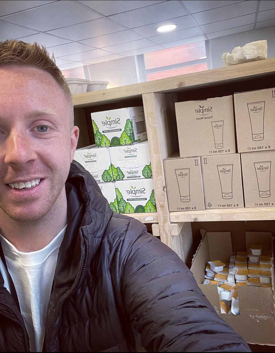 dominicbellvcse's tweet photo. Wonderful afternoon delivering simple products to local VCSE organisations to utilise as part of their community pantries #socialadventures #stclementschurch #more4less https://t.co/g32oHyezqZ
