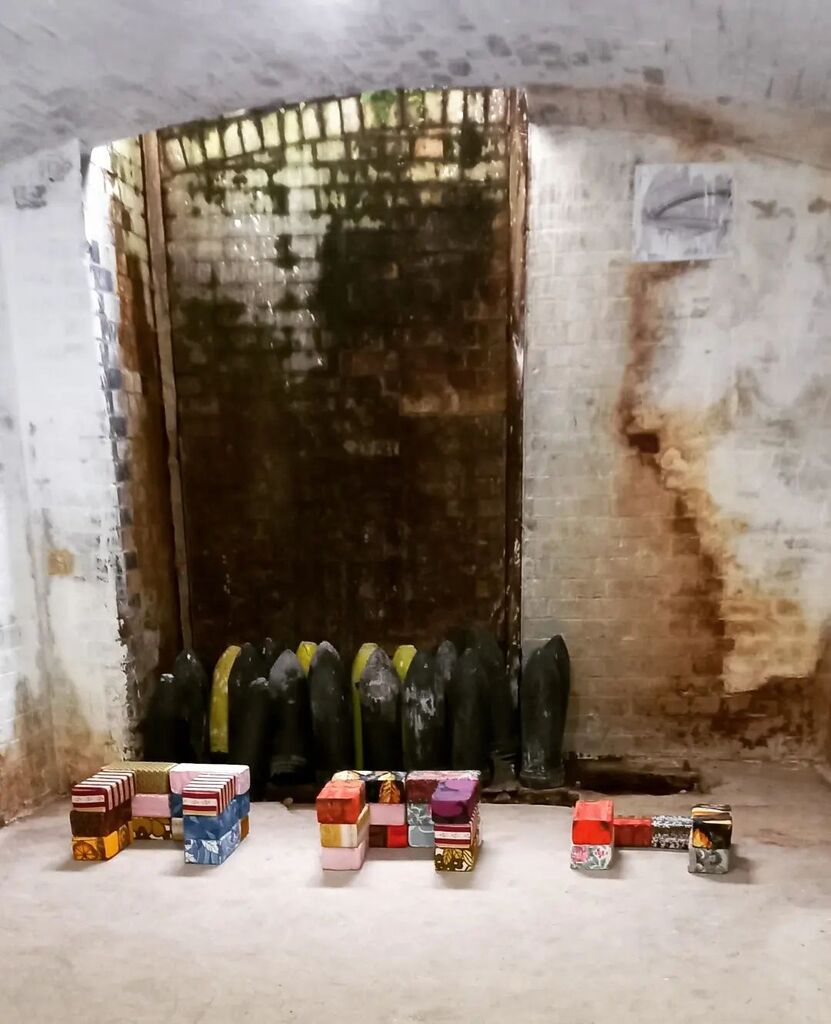 Constructing cordite factory buildings out of fabric bricks! They will be part of our <a href="/filaments/">sunghun park</a>.art installation in Slough Fort Allhallows on May 13th. @sloughfortpreservationtrust #hoopeninsular #whoosehoo #allhallows #kent #sloughfort instagr.am/p/CrbfdVNKo0V/
