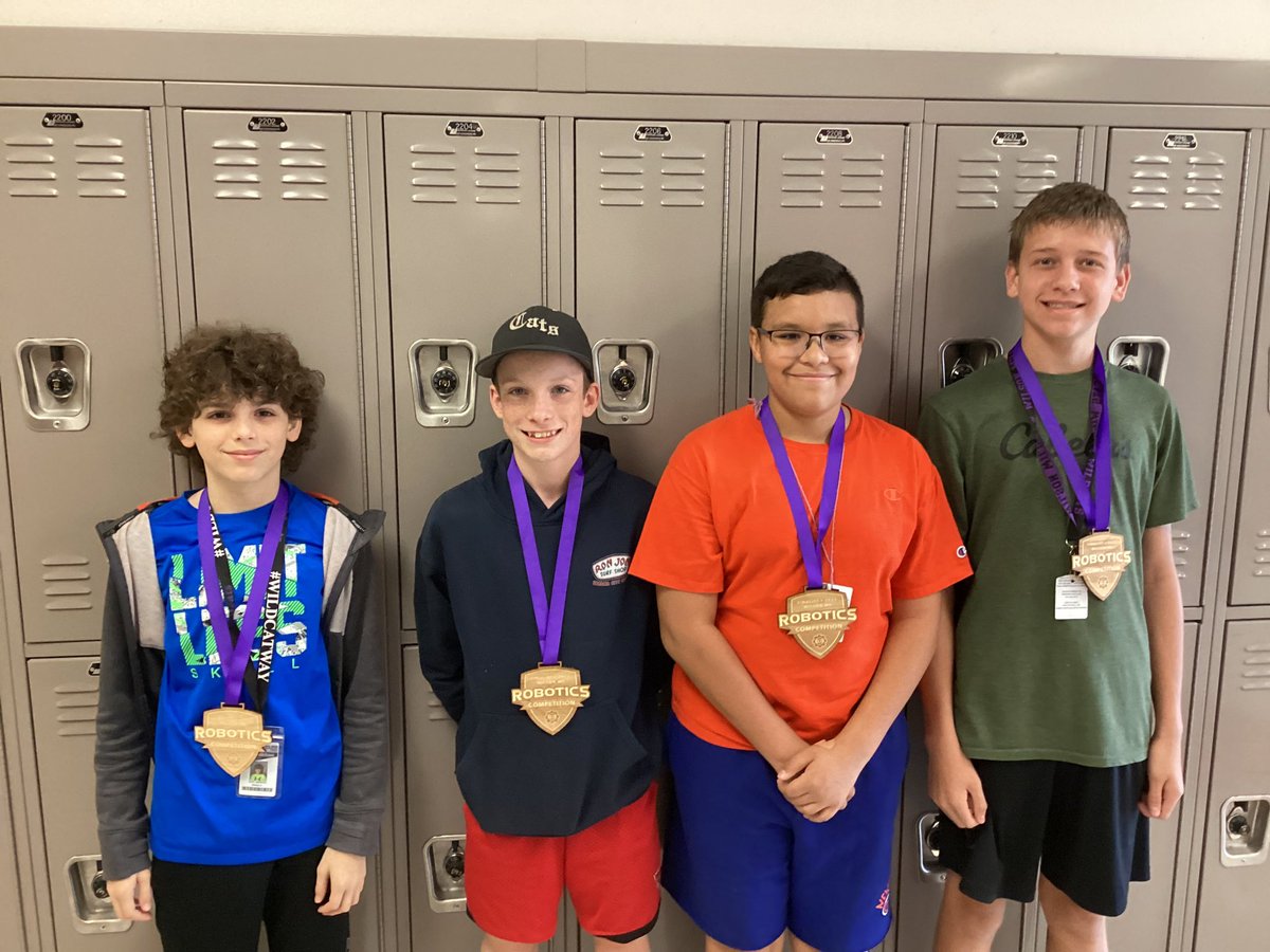 mariov0204's tweet photo. Wilson’s top 3 Robotics teams are ready! 1st-Fruit Flies, 2nd-Little Boys, and 3rd-The Thes! These 3 will head to the district competition this week.
@STEMAcademyNHS @TruettWilsonMS #WilsonIsAVibe https://t.co/iAUR5Zi8yj