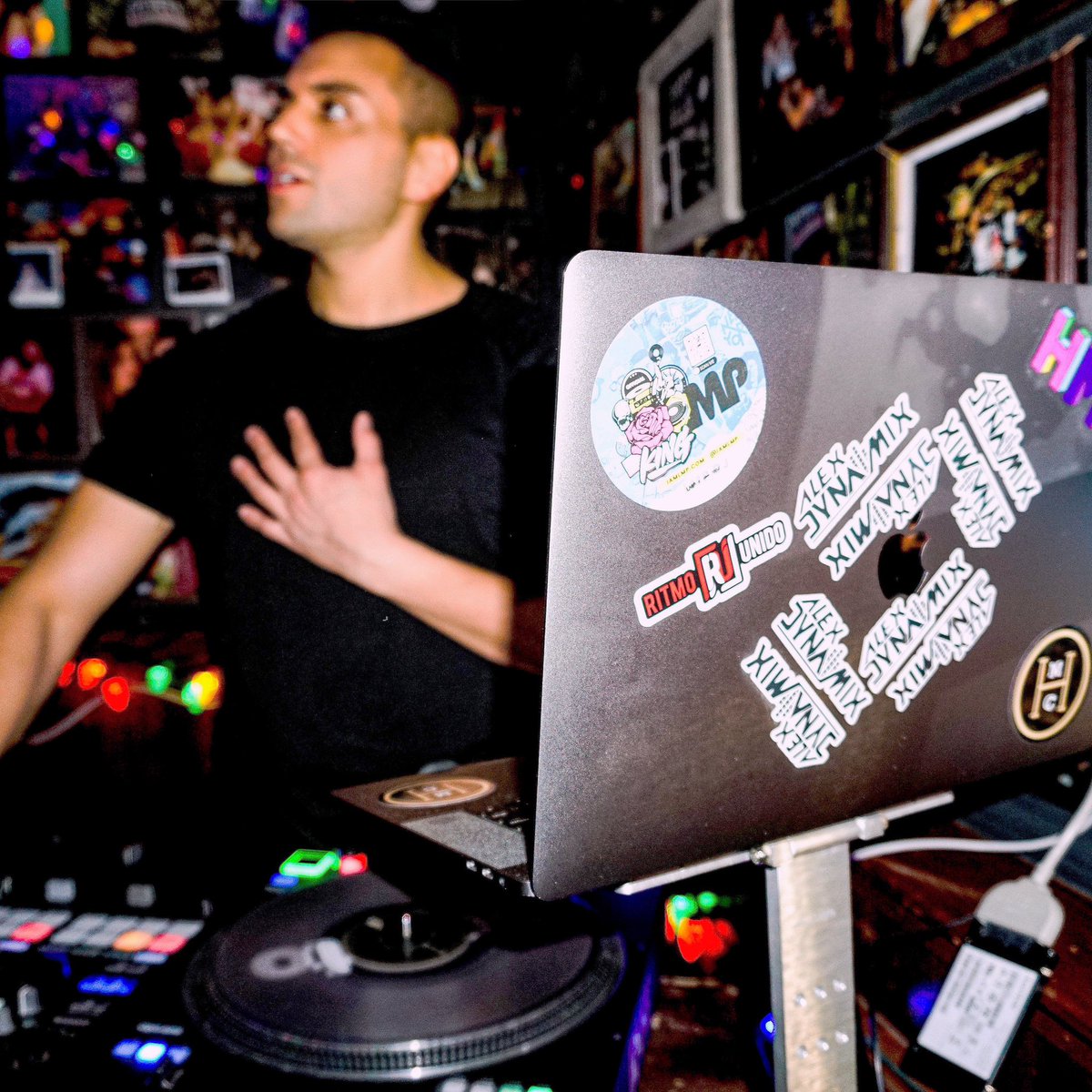 hmcheadliner's tweet photo. DJs! Latin &amp; Electro House #HMCONLY exclusive edits from @djalexdynamix &amp; @DjSophiaLin aka #LoveSlap now available 📌 (link in bio) https://t.co/WCGVKTH8IM https://t.co/BqSf2DJ96V