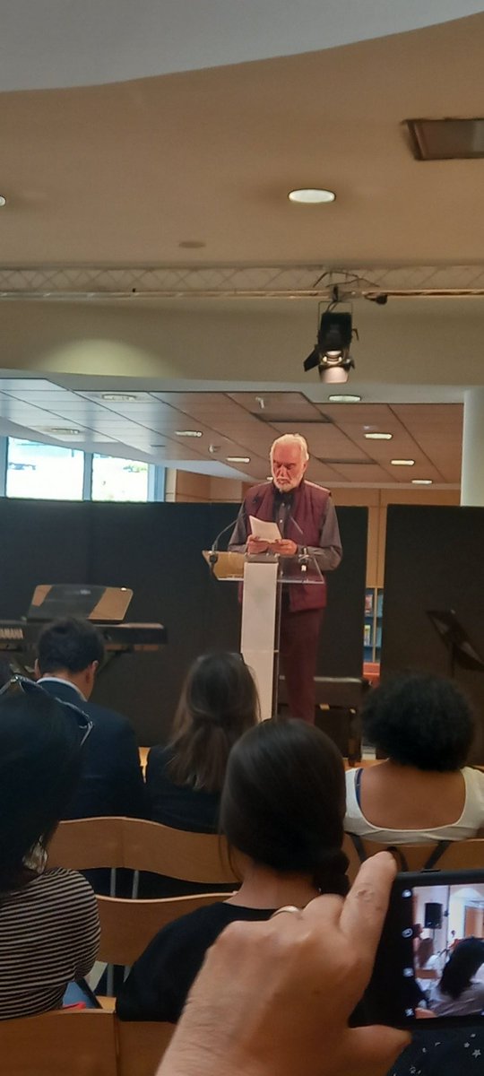 alibbra's tweet image. &quot; Y dijo Sancho: ser escudero de un caballero andante como don Quijote es lo mejor del mundo&quot; 
Un año más en la lectura de El Quijote en la biblioteca León Tolstoi de #LasRozas con motivo del #DiadelLibro2023