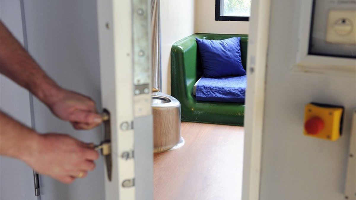 >>SOMS HEB IK NOG HOOP IN DE MENS<<

Iedereen in schock vanwege SBS6, en terecht!!

>>WELKOM IN DE ECHTE WERELD, dit gebeurd elke dag met kinderen in de Jeugd(bescherming NL)<<

bnnvara.nl/.../kinderen-n…...

#erismaar1waarheid
#erbestaatmaar1waarheid