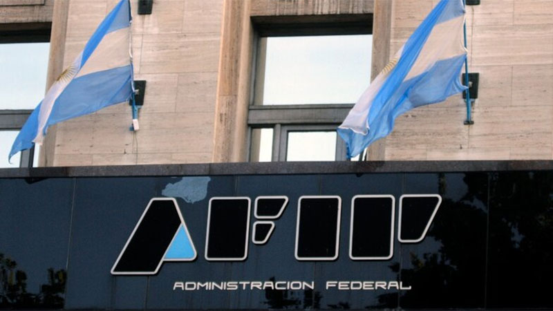 estacionaz's tweet image. #SOCIEDAD #Afip #Liquidar La Justicia Federal avaló la suspensión preventiva de los exportadores que no liquidan divisas por parte de la Aduana
estacionaz.com/noticias/item/…