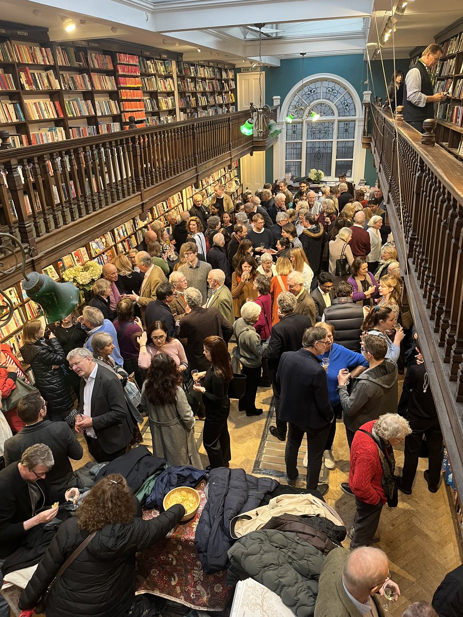 Iain_MacGregor1's tweet photo. Was so pleased to step in to welcome such a big audience for @aphilps & his friends/ family to the launch at @Dauntbooks of his story of the western media in Moscow during WWII. In Putin’s Russia, nothing much has changed you might argue! #TheRedHotel @headlinepg @PFDAgents https://t.co/PuYV7dpF0U