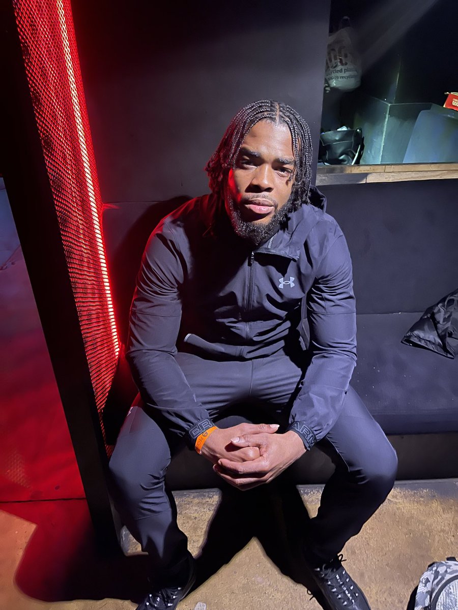 Capalone1's tweet photo. Came out of retirement last night and this is what happened 😬🎤🔥
Location - @VexArtist #HeadlineShow
23/04/23
#Cortex #UnlimitedPain #Capalone #LL80 🕊️ https://t.co/lhjtAcTw1M