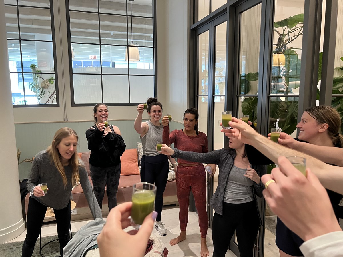 Had a blast kicking off fintech week with some movement at The Well alongside amazing founders, operators, and my co-hosts <a href="/Jillwillnyc/">Jillian Williams</a> <a href="/CowboyVC/">Cowboy Ventures</a> <a href="/twifintech/">This Week in Fintech</a> <a href="/xtina1225/">Cristina</a> 💵 💪 PS - shots are green juice 🍏