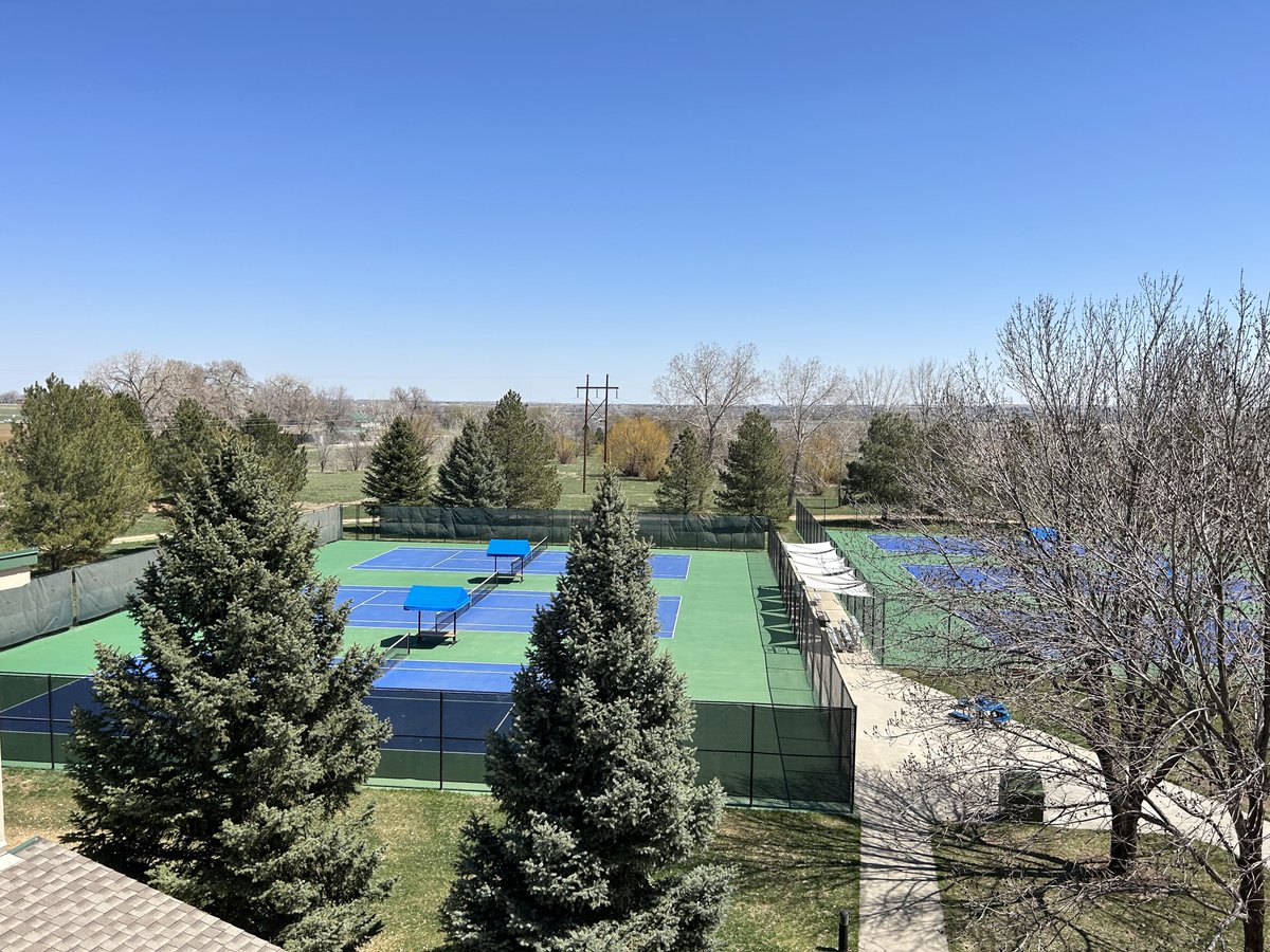 Congratulations to girls' tennis for advancing to the CHSAA Team State Tournament! We are the #8 seed out of 16 and host St. Mary's Academy at 4 p.m. on Wednesday, April 26.
ow.ly/ftsk50NQSSq
TODAY, the team hosts Fort Lupton at 4 p.m. Come out and cheer on the Mustangs!