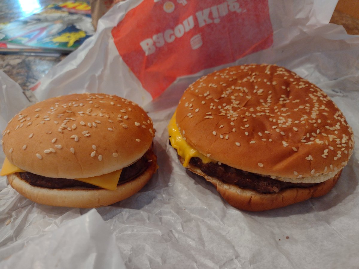 ItsBrady2020 on Twitter "Yeah, I'm eating 3 CheeseBurger from Burger