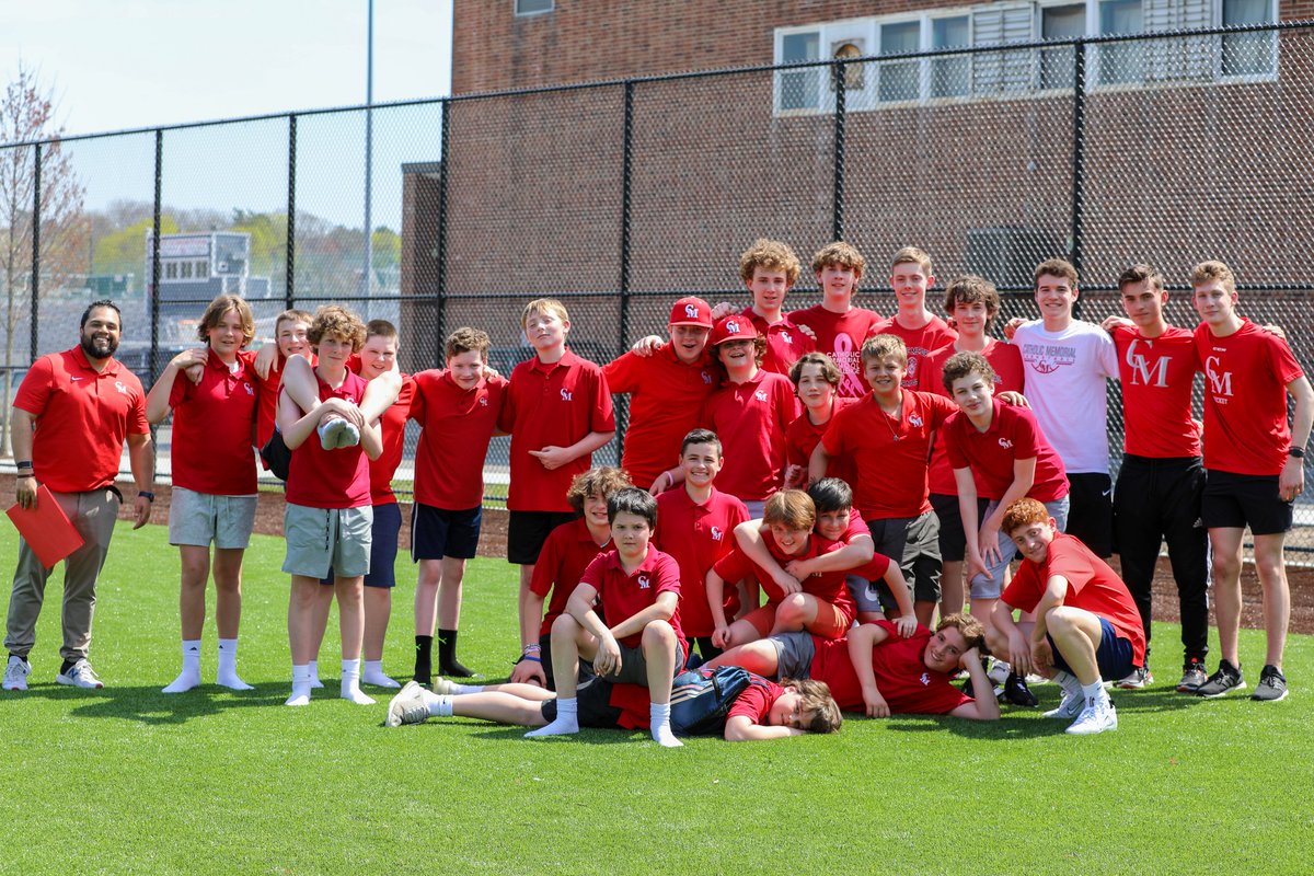 CatholicMem's tweet photo. Right before last week's break, our middle school students and peer ministers took part in the 7th grade retreat and 8th grade day of service.

The 7th graders participated in several team building exercises while the 8th graders went off campus to volunteer their time. https://t.co/wrWpi6huWC