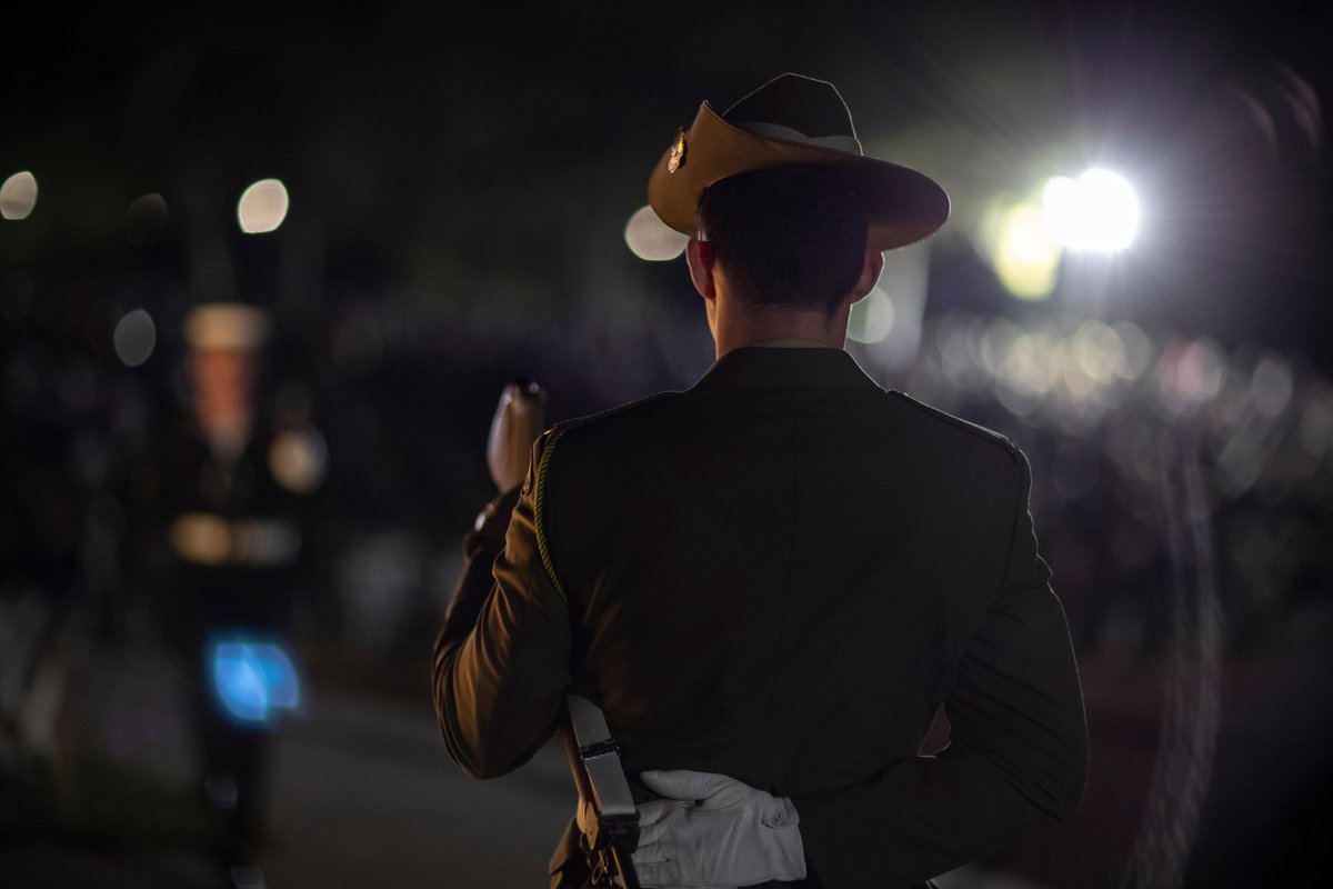 On Anzac Day, we pause to commemorate the service and sacrifice of #YourADF soldiers who have died in wars, conflicts and peacekeeping operations.

Today we remember their courage, commitment and service to our country.

We will remember them.

#AnzacDay2023 #LestWeForget.