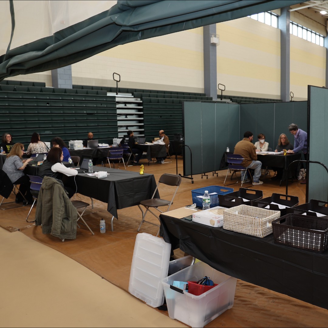 On April 6, 2023, the CCSJ at WNE Law held a CORI expungement event that processed over 50 applications. The CSJ is committed to creating a more equitable community and helping those with past records move beyond any missteps. Thank you to the CSJ for their amazing work!