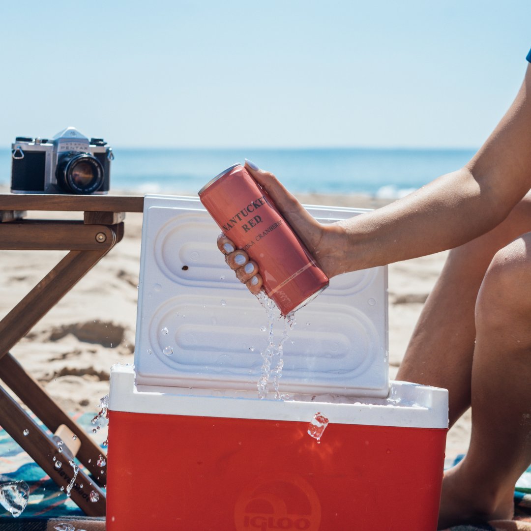capecodcellars's tweet photo. Elevate your evening with our deliciously crisp vodka cranberry - the perfect drink for unwinding after a long day.

#vodka #cocktails #drinks #bar #party #alcohol #happyhour #mixology #cocktail #bartender #liquor #cheers #instagood #drink #miami #nyc #spirits #fun #florida https://t.co/3ZL10caW4n