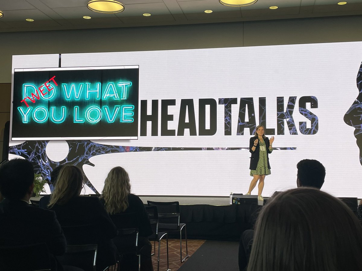 DrAnthonyIzzo's tweet photo. Pretty new to this #Twitter stuff, but will be upping my tweet game after @caseyalbin’s great #HeadTalk at #AANAM - another valuable offering from @AANmember! https://t.co/iAFDUk6Frk