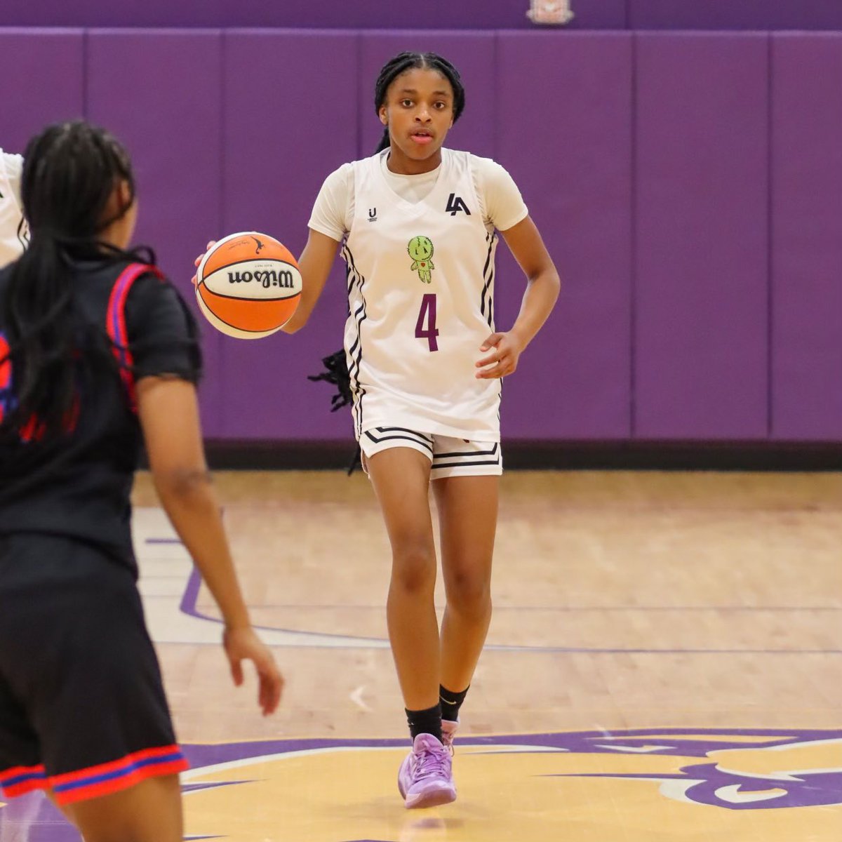 LA_SoulAcademy's tweet photo. Macy Robinson 5'9 2025 guard - One of the most underrated guards in the state in my opinion!! Stat sheet stuffer and she's just scratching the surface! She hit a game winner shot this pass weekend with 3 seconds remaining! 
Long athletic guard ✅
Finishing ✅
Playmaking ✅ https://t.co/FL7e5OTuOo