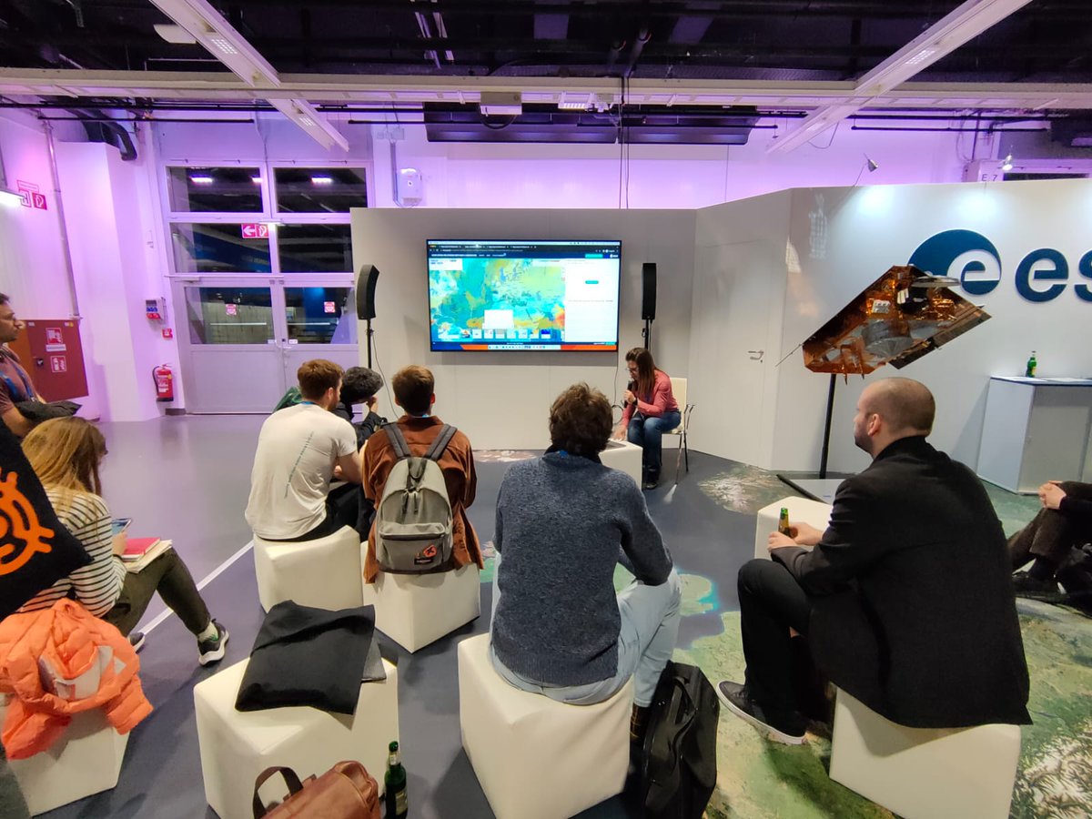 EO_OPEN_SCIENCE's tweet image. 🛰️🖥️Today after the demo of #eodash “Rapid Action for Citizens with EO”, @ancapopescu7 (from @ESA_EO) also shared further insights and the potential of this #opensource #OpenData platform.
You missed it?👉race.esa.int!  
Still curious?👉Visit tomorrow @ESA booth #EGU23