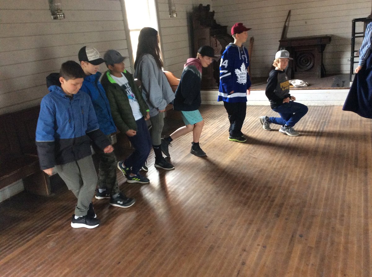 OurLourdes's tweet photo. Mrs. Ribeiro and Tunks’ classes enjoyed a great week at Fanshawe Pioneer Village last week. https://t.co/cHQqu21uRh