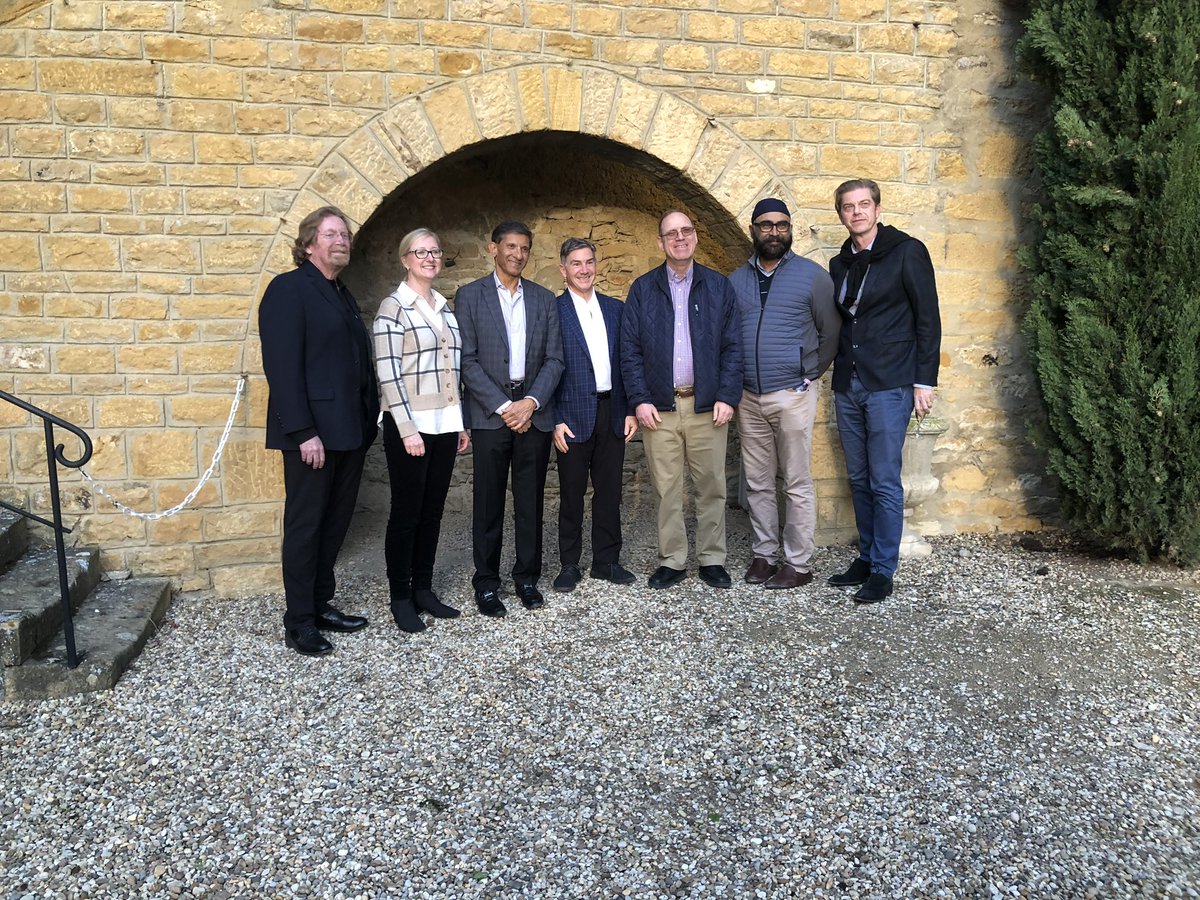 Honored to be faculty at Radiology International 2023 in Lyon France along with these giants. Incredible education/superb social events planned to the tiniest detail. French dinner/music at the chateau opening night                    ⁦@HarpBedi⁩