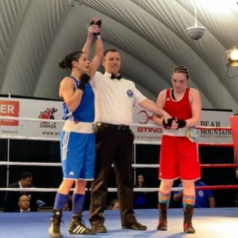 Boxingbutterfly's tweet photo. https://t.co/UcY95w0eSB
Il y a 4 ans, je boxais à mon dernier Championnat Canadien! Ne jamais oublier d'où on vient🔙, pour mieux savoir où l'on va🔜...
CUERNAVACA, MEXIQUE 5 MAI, IT'S ON!
Merci aux supers donateurs Remi Riverin, Olivier Lacelle et Nadia Viaud! #TEAMMVB #1GRLARMY https://t.co/rUuAJcmeZI