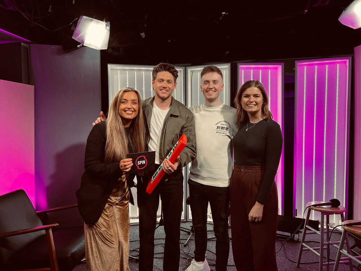 Niall Horan joins us on the show on Friday morning after 8am! Yes we bought him a kids keyboard and he really seemed to *love* it. #FullyCharged @spin1038 @NiallOfficial @MrDavidHammond @aisling_bon