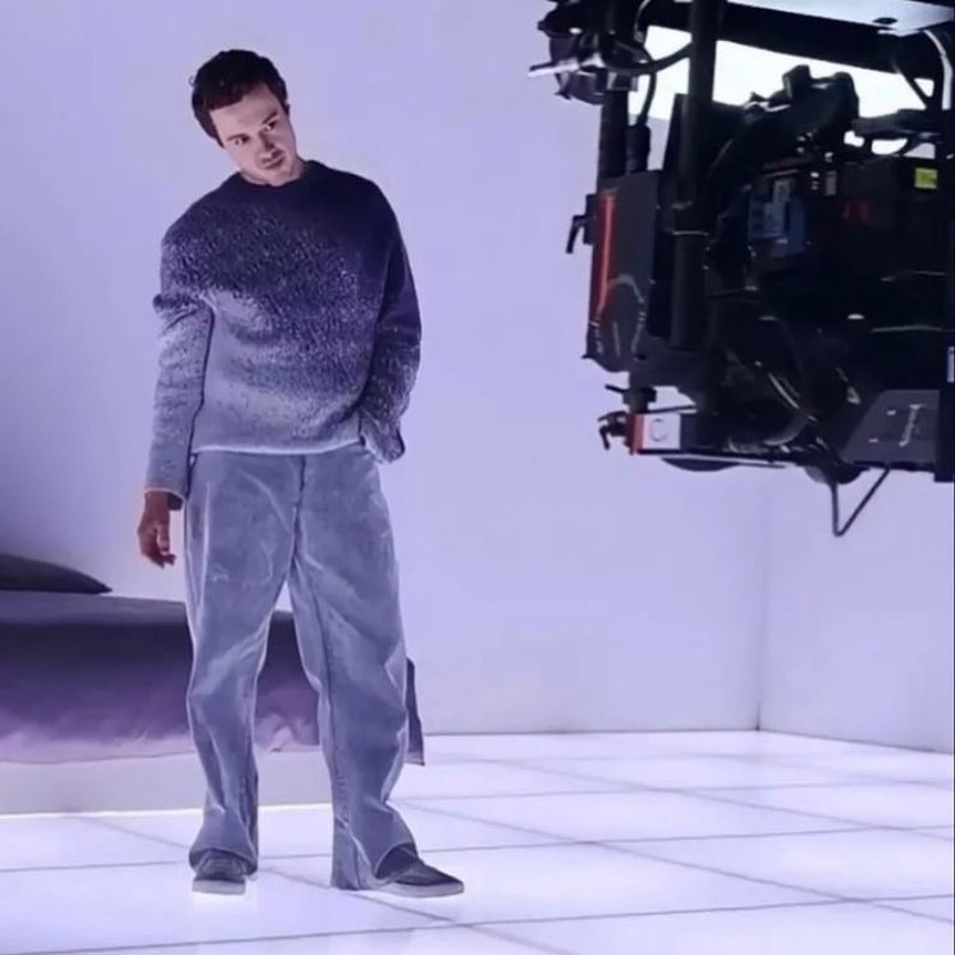 jquinnbrazil's tweet photo. Segundou com os prints mais lindos do boy mais lindo 💜

#josephquinn #josephquinnbrasil #eddiemunson #hellfireclub #eddiemunsonfandom #eddiemunsonbrasil #strangerthings4 #strangerthingsbrasil #josephquinnfans #joequinn https://t.co/y5RbL0tU5t