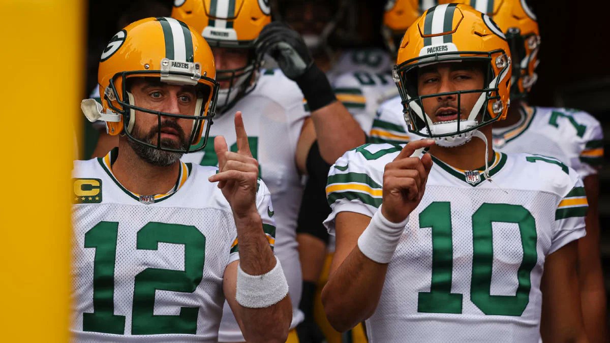 Dov Kleiman on X: 'The Jordan Love era officially begins. Aaron Rodgers  leaves the Packers with one Super Bowl ring, something most didn't expect  after Green Bay won in 2010. Aaron Rodgers