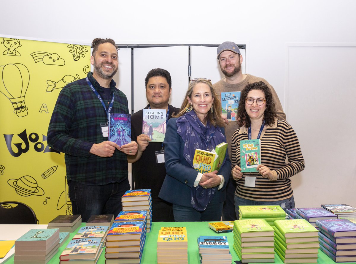 hfxpublib's tweet photo. On April 21-22, the halls of #HalifaxCentral Library were filled with laughs as we celebrated the 2nd Annual @FunnyPagesFest! Thank you to everyone who attended and helped make the festival so special—here's a look at a few favourite moments that got us grinning. https://t.co/DUpY2hkNeS
