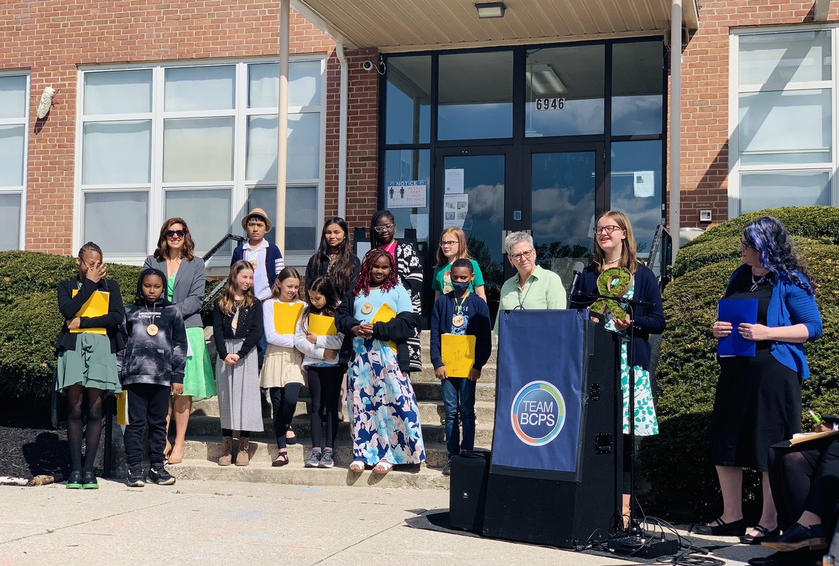 MrsMejibovsky's tweet image. 🌍🌟🐢 @WatershedPCS is a @usdoegov Green Ribbon School! Staff and students celebrated with an Earth Day Extravaganza today! 
#ArtsIntegration #EnvironmentalEd #ProjectBasedLearning @lori_widney @nashaeb @BaltCoPS @kfwiggins