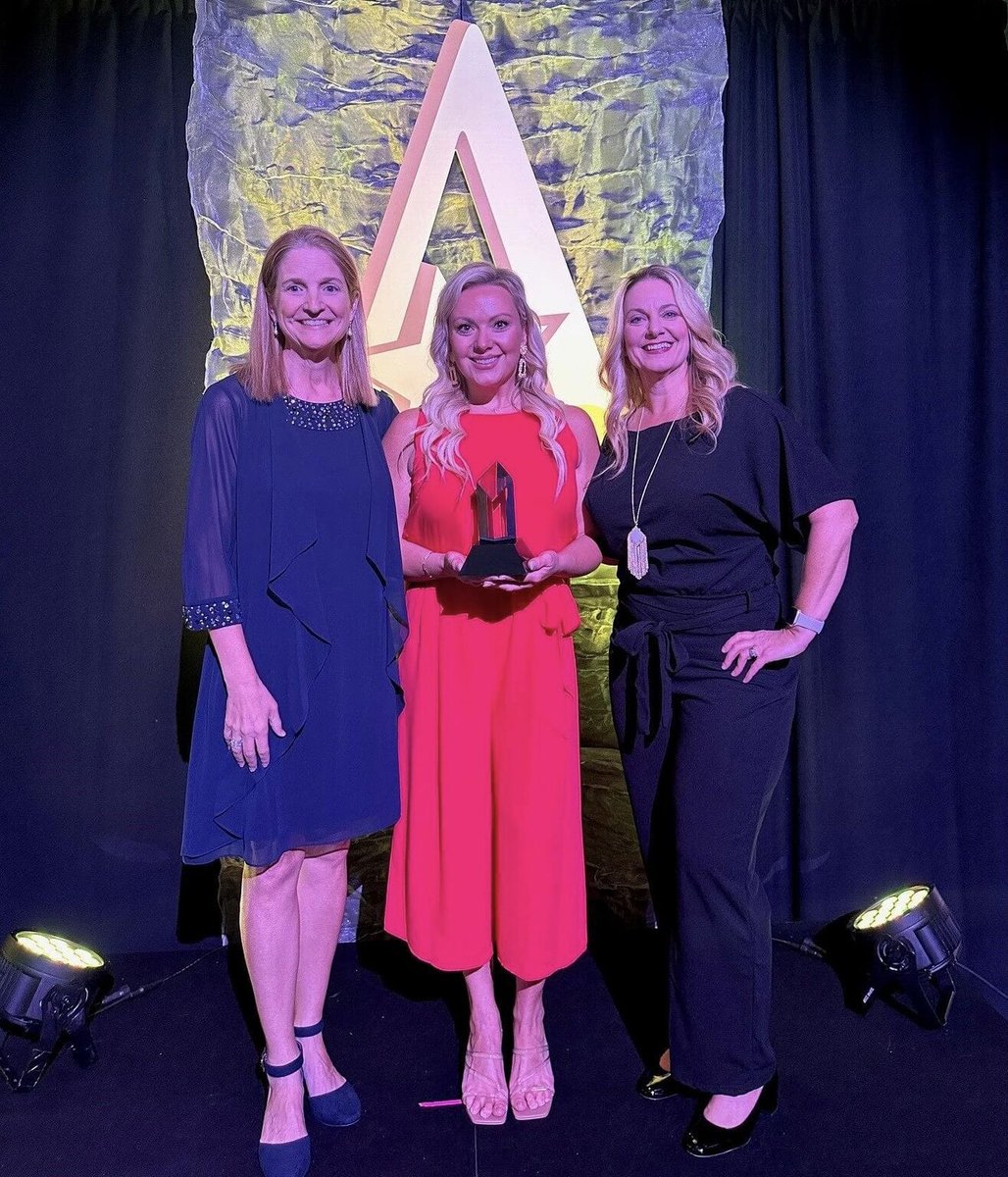 What a special night at the 2023 ARDA Awards! It was an honor to stand by these outstanding leaders as we received the Talent Acquisition Team award. I am so humbled and proud to be part of this incredible team and organization.