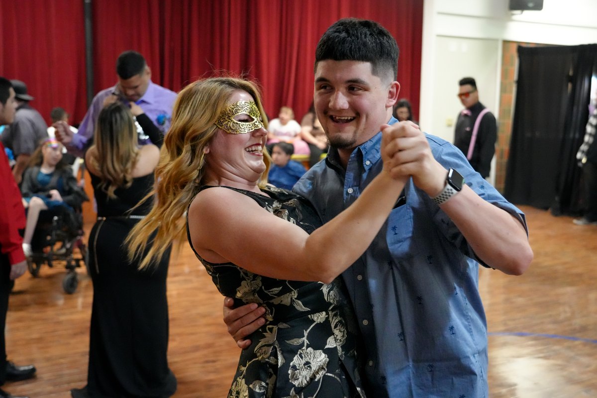 Students in MCOE's Special Education program celebrated prom last week, where nearly 60 students and parents attended the masquerade-themed celebration! 🎭✨

Congratulations to prom king and queen Ruben Garcia and Misa Lee, who were crowned by last year's royalty 👑