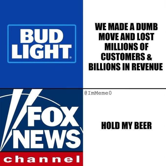 IowaMutt76's tweet image. @FoxNews #FoxFail  #BoycottBudLight #TuckerCarlson