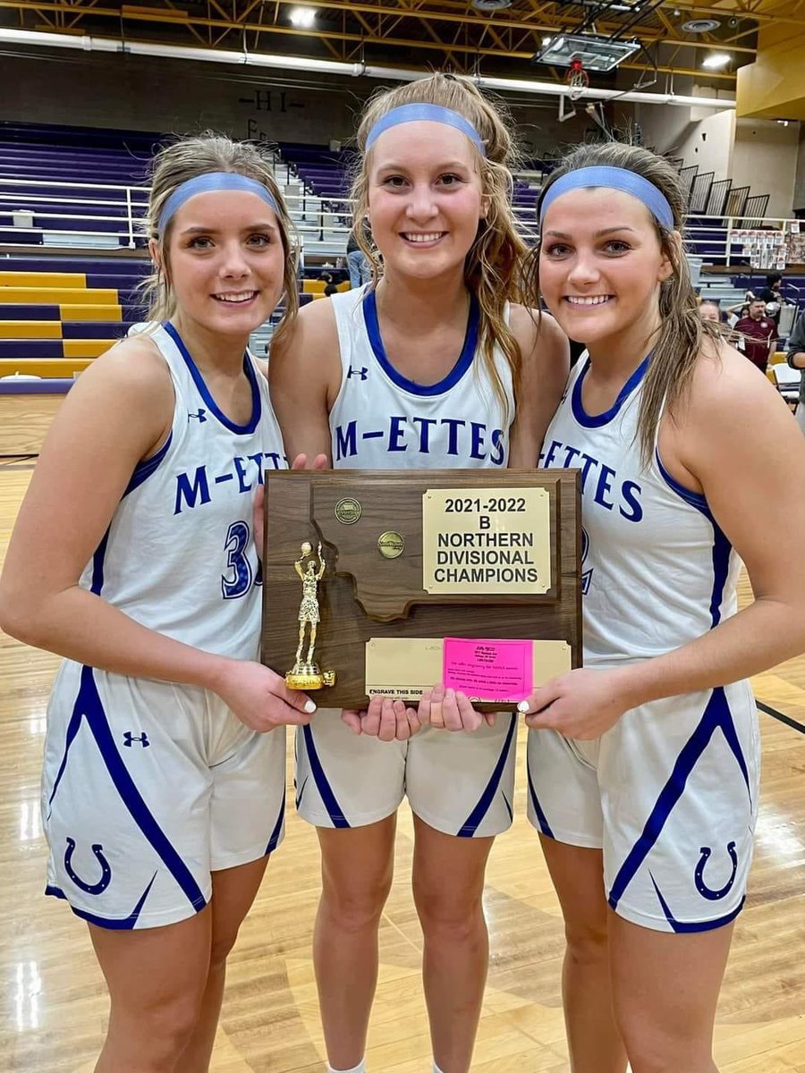 mettebasketball's tweet photo. The Malta M-ettes are very proud to have 3 girls moving on to the next level.  Allison Kunze signed at Williston State, Addy Anderson signed at Dickinson State, and Maddie Williamson signed at North Idaho College. #mightymalta #mtscores @406mtsports @montanasports https://t.co/kHKXRMpwkQ