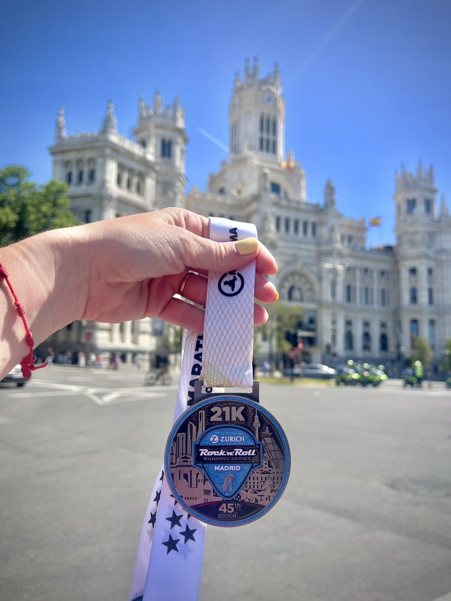 yvonzl's tweet photo. #MedalMonday #rocknrollMadrid #marathonMadrid #mediamaraton #RNRMadrid 
#halfmarathonMadrid #mapoma @potensincontrol @RNRmadmaraton @AD_MAPOMA https://t.co/hq05809gLL