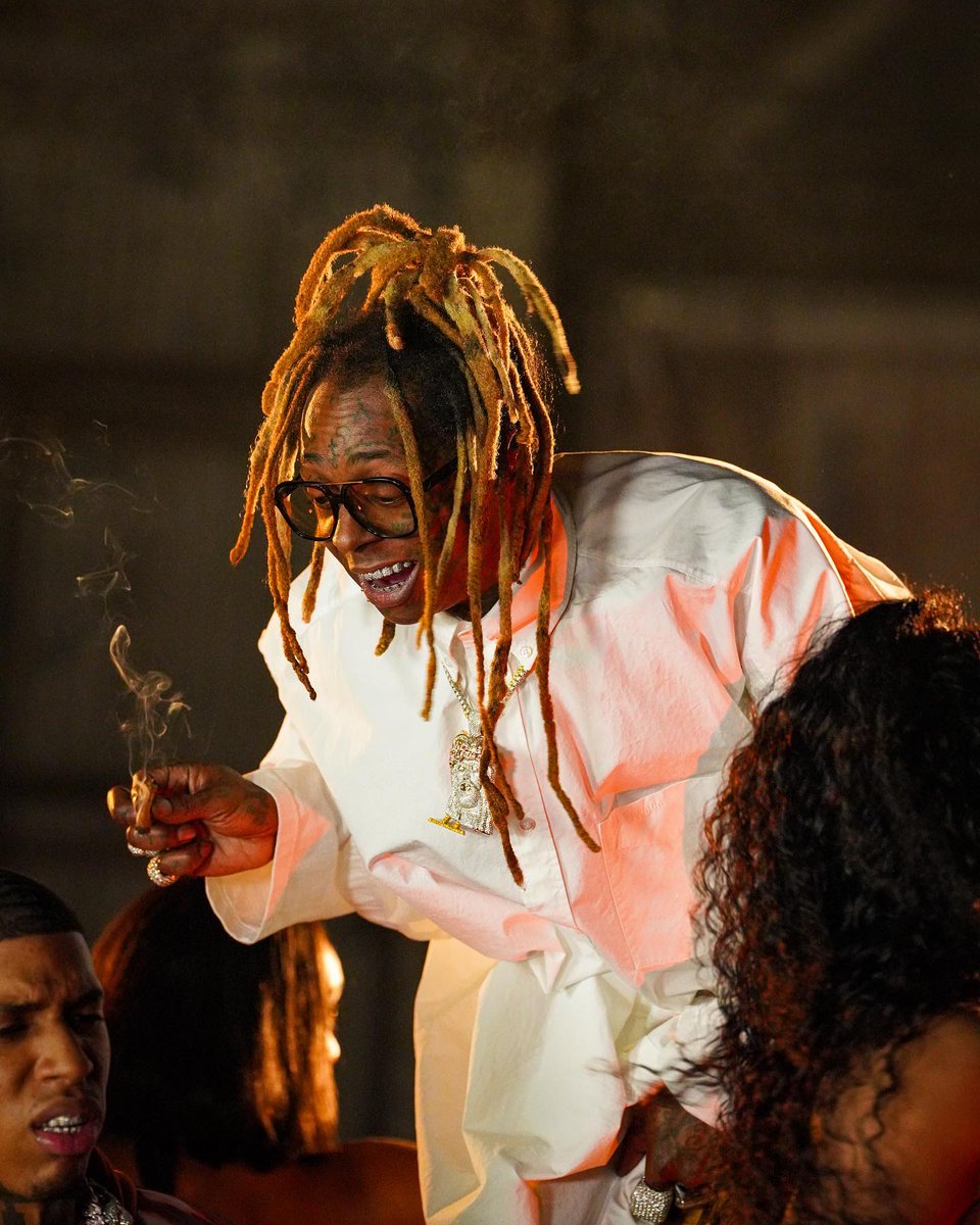 Lil Wayne HQ tweet media