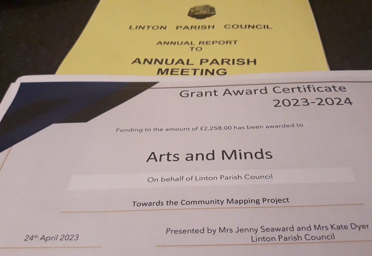 erbradfield's tweet image. Such a creative buzz at this evening's Parish Council meeting in #Linton and great synergy with community mapping, quilt and mosaic projects. Watch this space @mindsarts 🤩
#WellbeingThroughCreativity #CreativeCollaborations