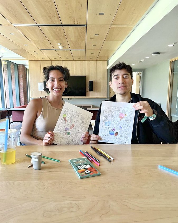 thebobaface's tweet photo. Earlier Gutmann College House shared a study break with coloring and free boba! We are grateful to celebrate this special moment with you! Shoutout to Noelly Rodriguez for making space for this collaboration.

#bobaface #bobatea #bubbletea #milktea #tea #fruitea #coloring #dormlife #philadelphia #philly