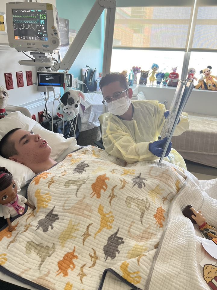 beccagrysko's tweet photo. It is an absolute honor to mentor  @UCFTeacherEd students, like Carlos, during their @pedsacademy internship at @Nemours Children’s Hospital. 

Read more: https://t.co/qCpkrOvkCl https://t.co/0I2pplt5a2