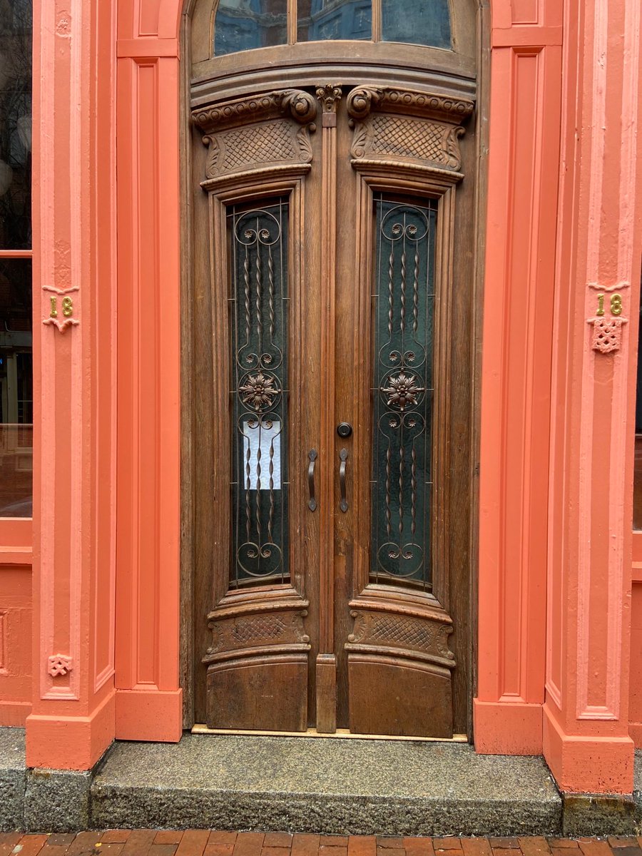 According to the Press Herald, the city of Portland is requiring "Papi" on Exchange Street to remove the mahogany doors it recently installed.

STORY: bit.ly/3L6MM16
