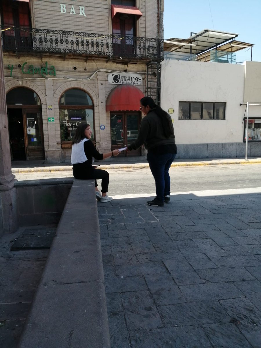 CD13_Coah's tweet photo. #IECInforma 
Consejerías del @CD13_Coah esta mañana promovieron  los programas de #ObservadoresElectorales y #PromociónDelVoto en #PlazaNvaTlaxcala dentro de las actividaes del #PEL2023 @IEC_Coahuila @MariSaucedo19 @rodrigo_0378 @scarDanielRodr8 @madeleyn3 @Jorge_dlp @ileann77 https://t.co/OhPu5GYkWj