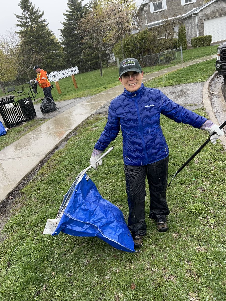 CllrRTylerMorin's tweet photo. Yes, we did get caught in the cold, slushy rain โ๏ธ But spring cleanup continues! @CllrMCrawford and I @CllrRTylerMorin picked up a lot of garbage at Mullen Park here in Ward 1 @TownOfAjax today. Thanks to operation staff for your assistance! #PleaseDoNotLitter โป๏ธ ๐๏ธ โ๏ธ https://t.co/8QYE1ndYXD