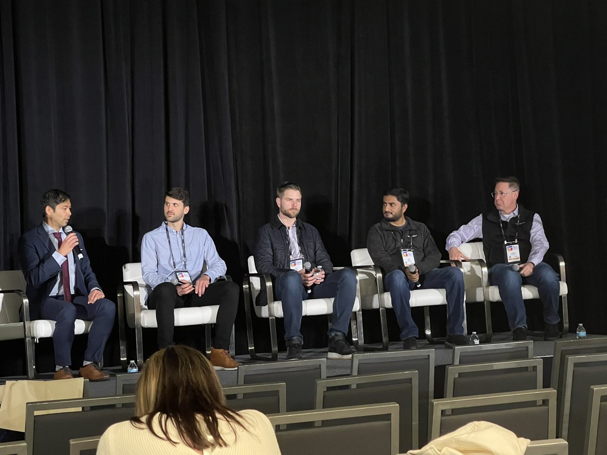 TimTang4Retail's tweet photo. Jack Naglieri Panther, Chris Pedigo @Lacework, Ravi Ithal @normalyze_ai, Rick Bosworth @SentinelOne John Yeoh Cloud Summit Alliance speak on “Cloud Security Context that makes Cents”#CSASummit #RSAC #RSAC2023 https://t.co/BlXZ0B8tuL