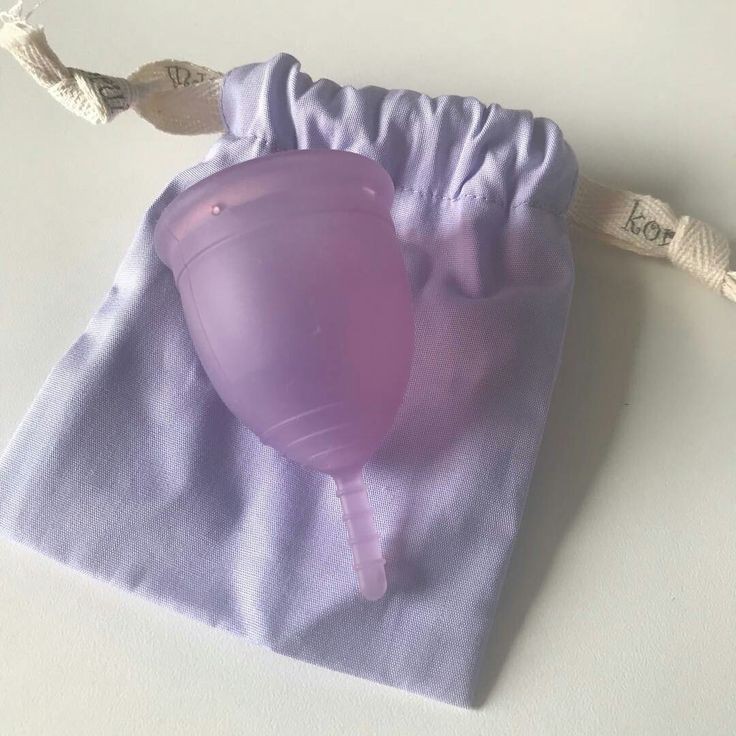 Şundan kullanan var mı? memnun musunuz ? 
#Menstrualcup #adetkabı