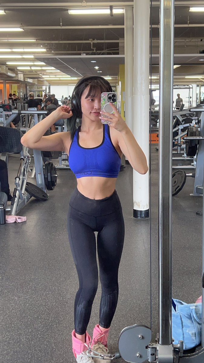 Lily🌸 50% off sale rn! on Twitter: "Hiiii 50% off till end of tonight