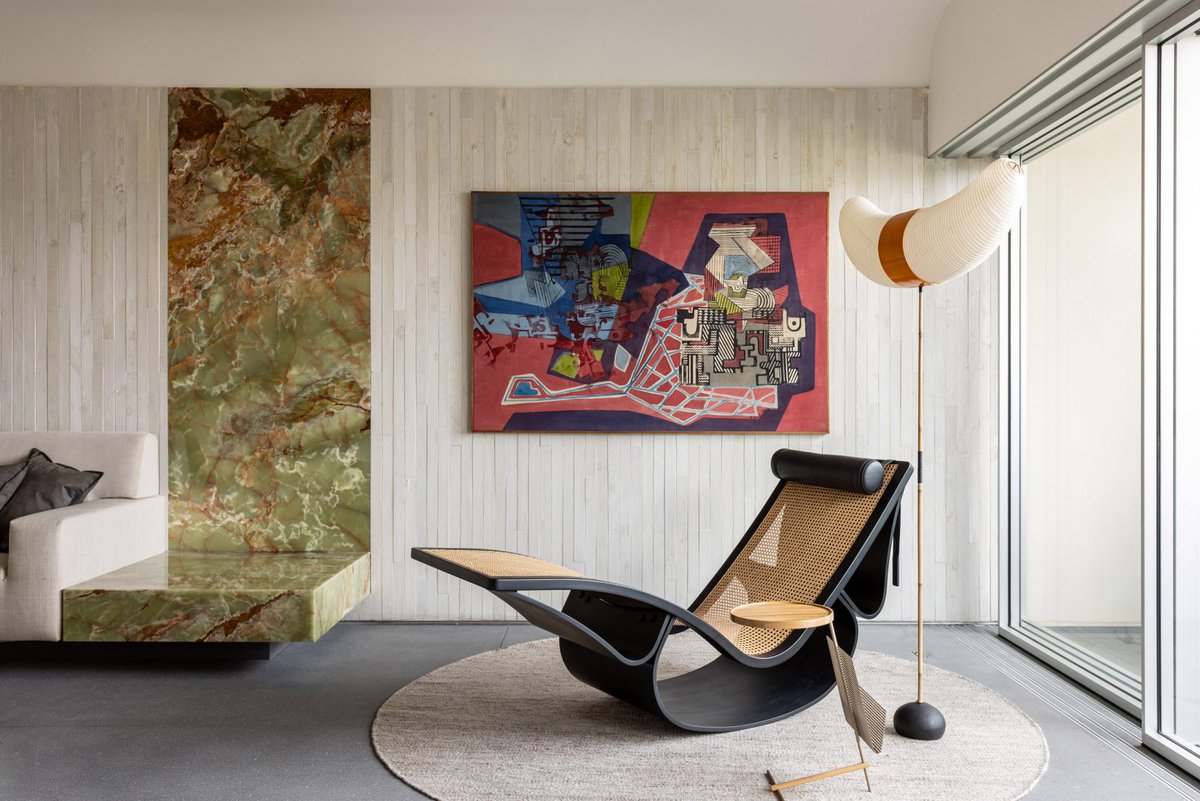 dezeen's tweet photo. Pascali Semerdjian has renovated this São Paulo apartment, exposing its concrete ceiling: https://t.co/N2UWoOdyrq https://t.co/sBVcSPSaZG