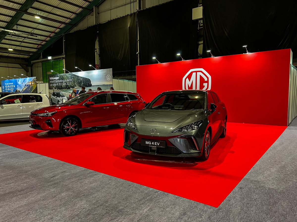 A few photos taken from this years Ideal Home show

Once again a fantastic display put on by the event organisers 

We had the pleasure of helping out a few of our Automotive friends setup their display

For all who attended we hope you enjoyed your visit 😊

#idealhomeshow #rds