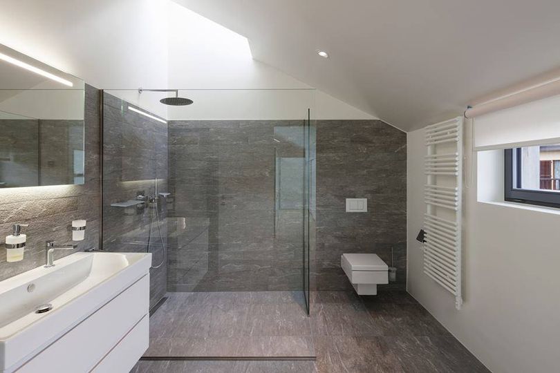 GreatStoneFL's tweet photo. Do you love this shower as much as we do? Get everything you've ever wanted with the help of Great Stone Granite &amp; Marble Co. https://t.co/3Zvj2kvQN0