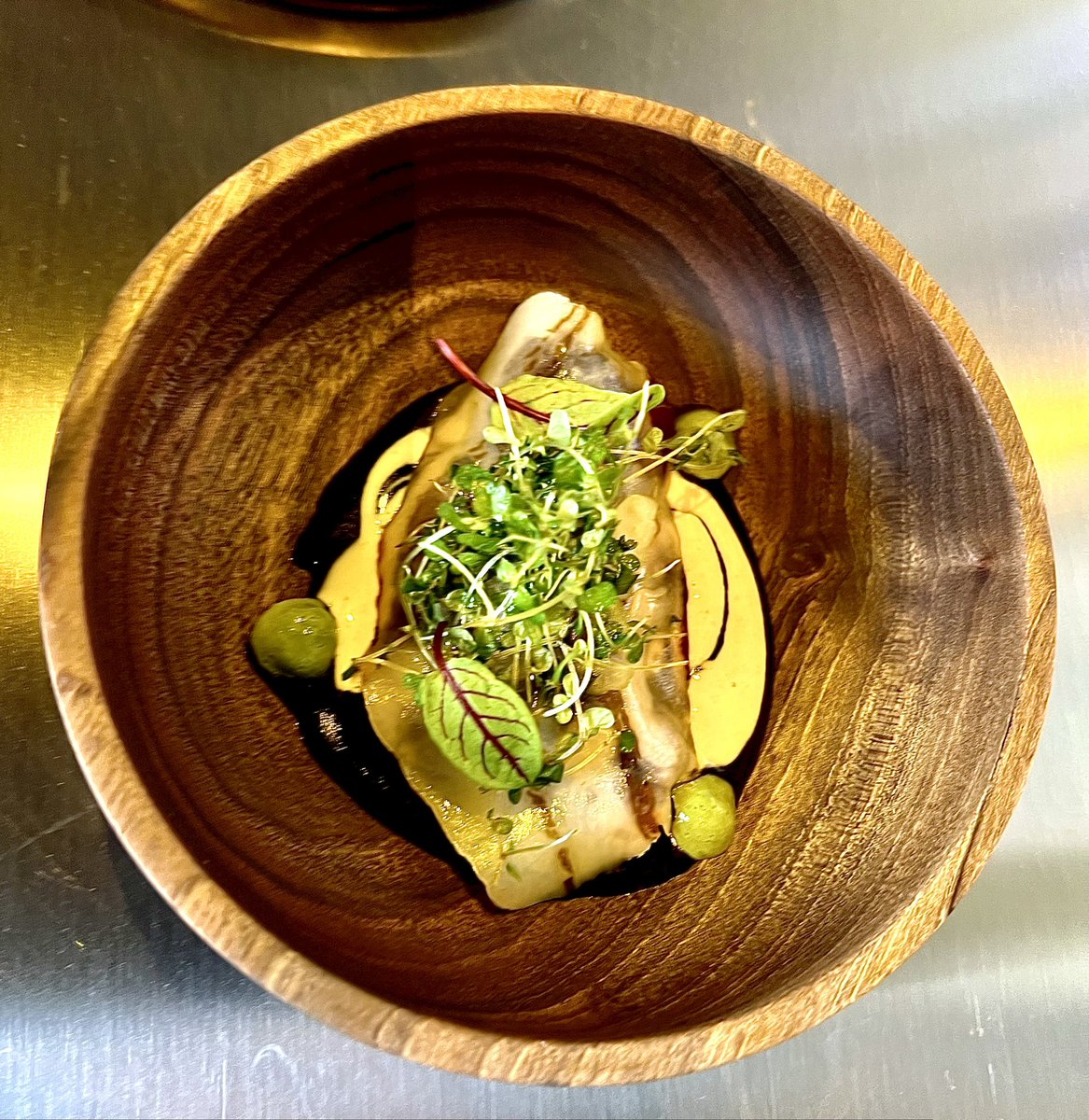 Magnífica la ponencia en torno a los escabeches de Vicky Sevilla en el encuentro #Féminas en Asturias. Cocinera en ascenso notable. Interpretaciones contemporáneas e inéditas de esta parcela de la cocina ácida con tanto arraigo en nuestros recetarios  tradicionales.