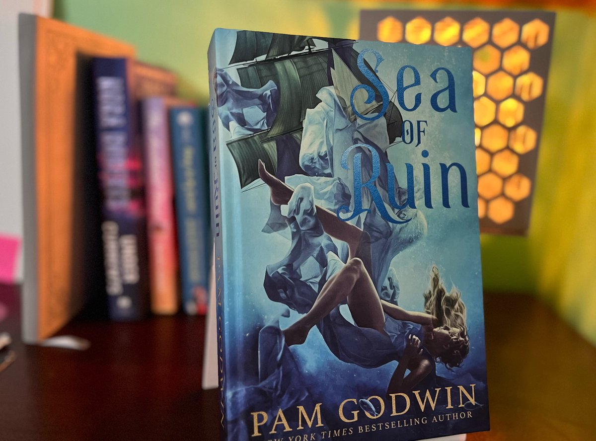 Did you know that we had the wonderful @pamgodwinauthor over TO THE PODCAST LOUNGE?! We talked to her about Sea of Ruin (and other books) and we are releasing an episode of us WITH PAM!!! It was such a fun time and we are so grateful she trekked to the great north to talk with us