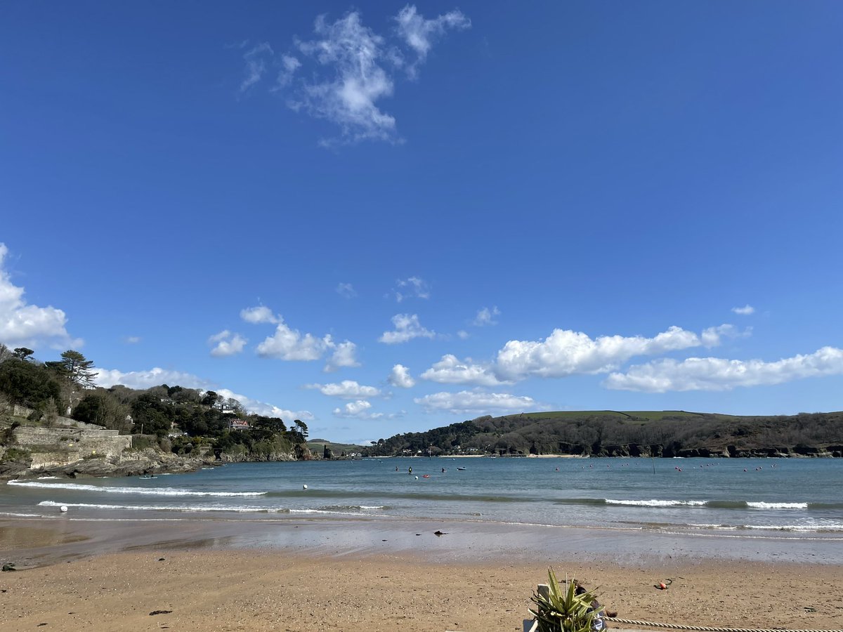 ExeterHandUnit's tweet image. Come and join a fabulous team in Devon running our hand and plastics surgery unit operating theatre. Wide case variety, great people and Devon at your doorstep! #nofilter 

vacancies.royaldevon.nhs.uk/jobs/job/Theat…